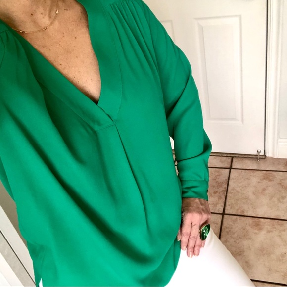 Express Tops - Long sleeve shirt.